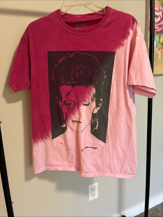 Bowie Other - David Bowie Pink Graphic Short-Sleeve Men's T-Shirt size Medium